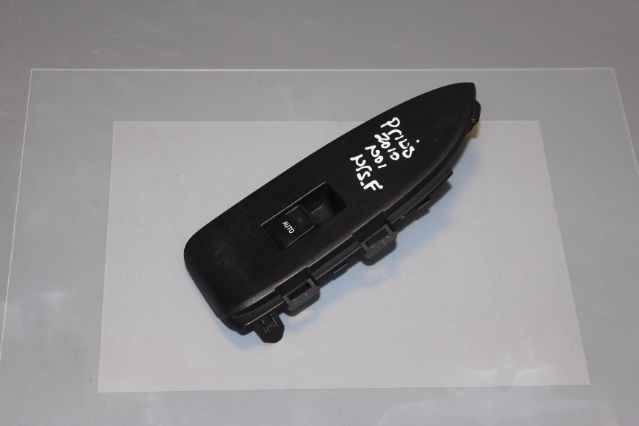 Toyota Prius Window Switch Front Passengers Side -  - Toyota Prius 2010 Hybrid 1.8L Automatic 5 Door Electric Mirrors, Electric Windows Front & Rear, 17 inch Alloy Wheels, Black